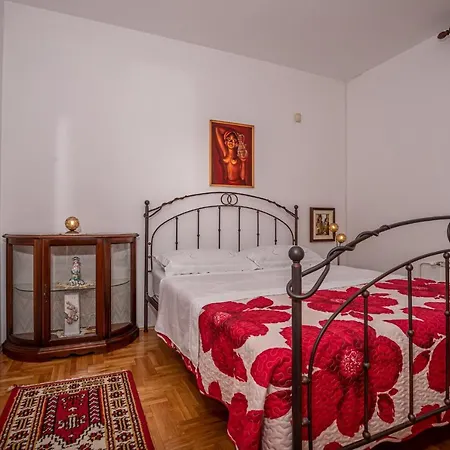 Laura Appartement *