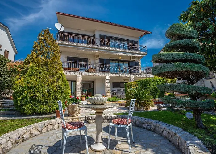 Laura Apartment Novi Vinodolski