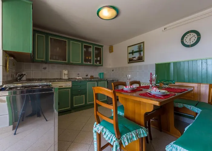 Apartment Laura Novi Vinodolski